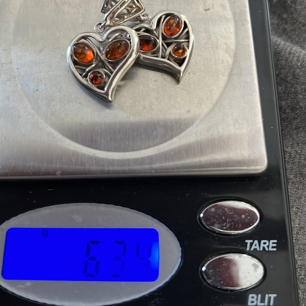 Sterling Amber Heart Earrings - Picture 6 of 6